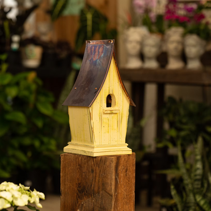 Heartwood Airloom Bird House